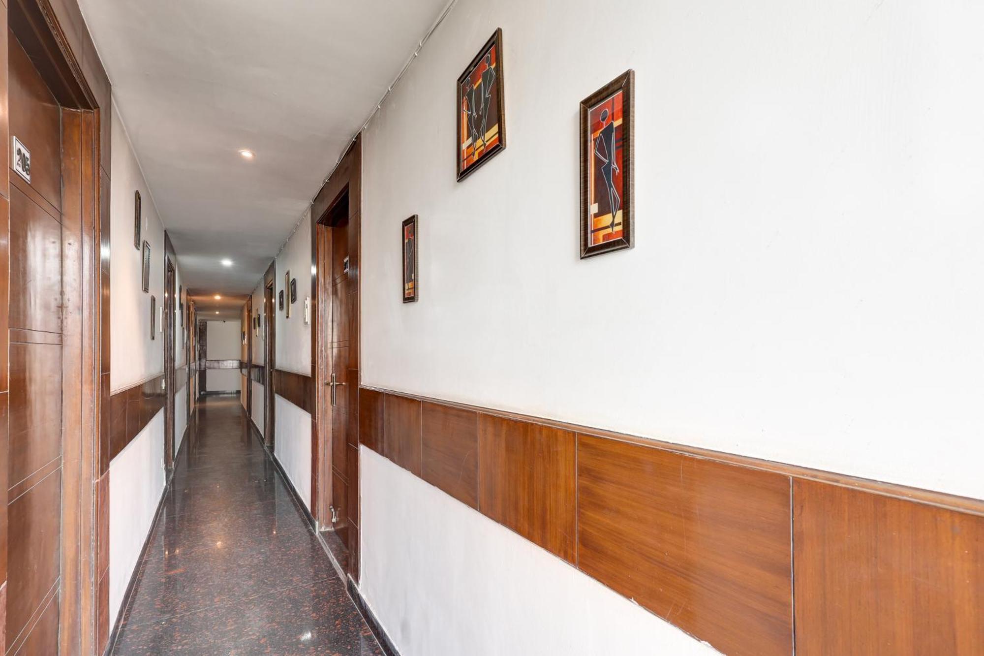 Hotel Aron By The Premium Villa New Delhi Exterior photo